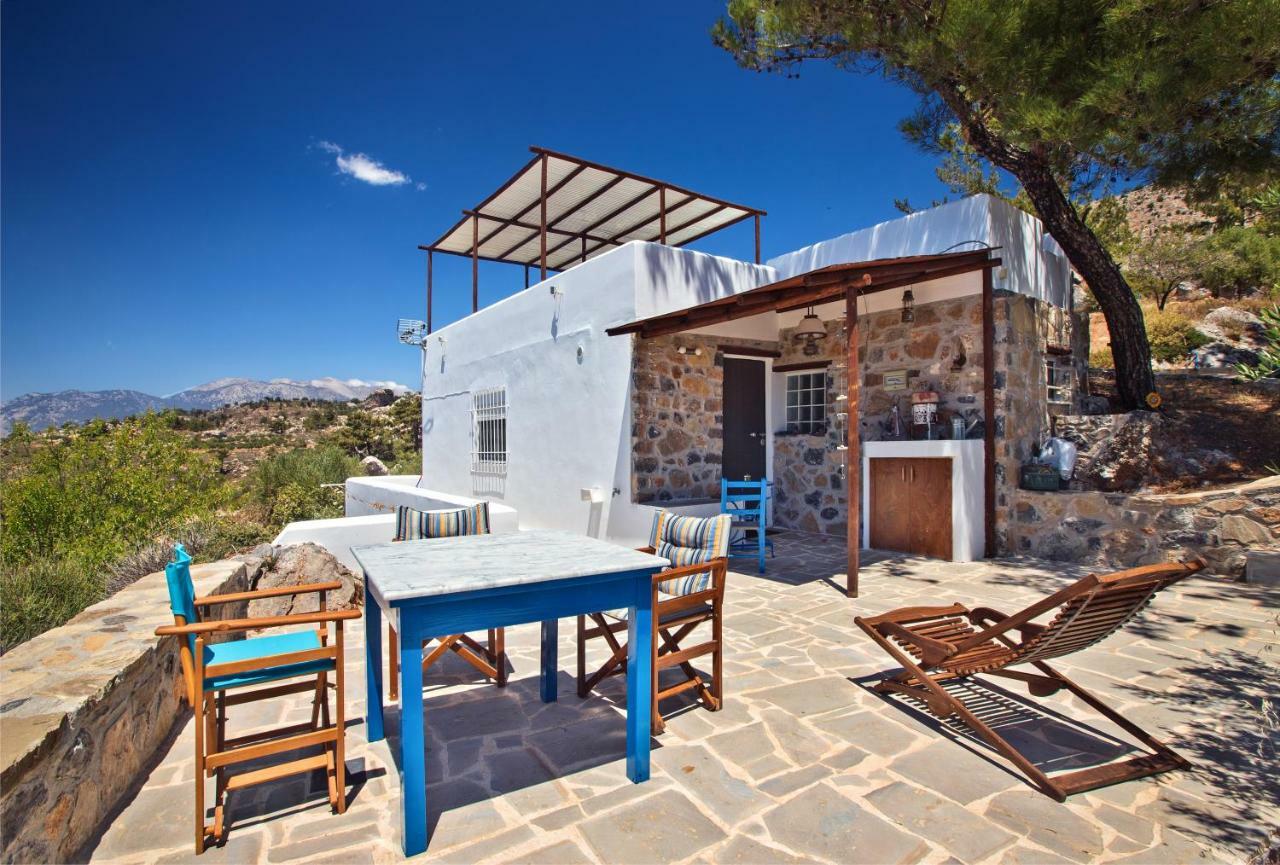 Villa M - Villa With Private Pool And Yard Anatoli  Bagian luar foto