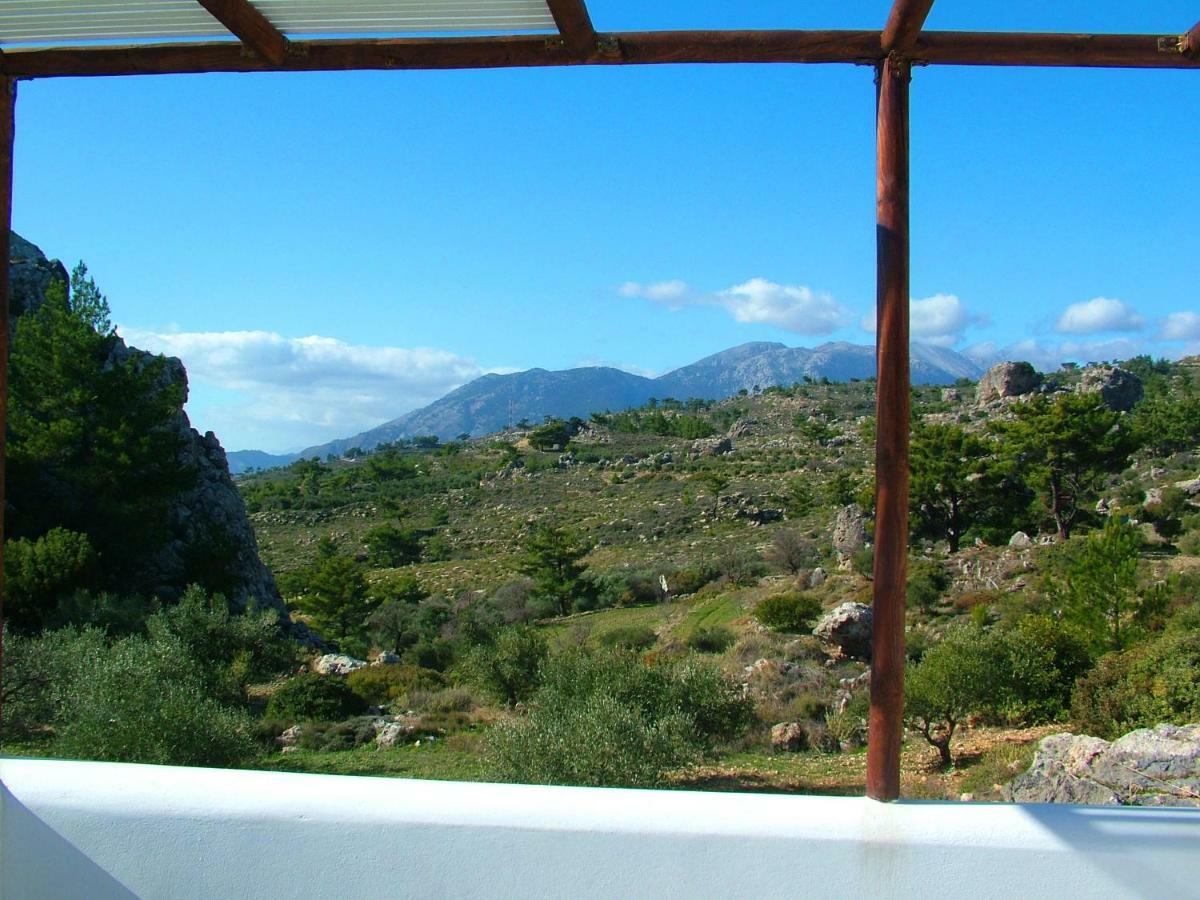Villa M - Villa With Private Pool And Yard Anatoli  Bagian luar foto